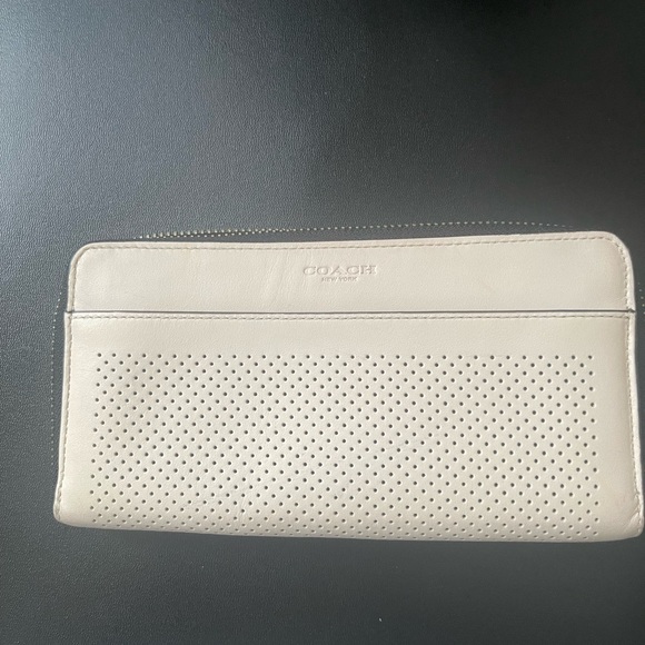 Coach backpack with matching wallet - Picture 4 of 9